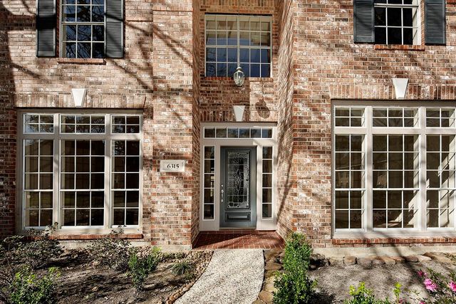 6315 Threeflower Lane, Houston, TX 77345