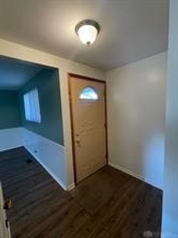 1068 Landsdale Drive, Fairborn, OH 45324