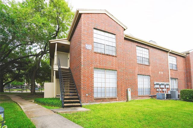 8055 Cambridge Street 17, Houston, TX 77054