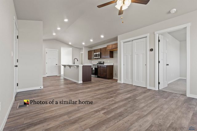 700 N VALLEY DR, Rapid City, SD 57701