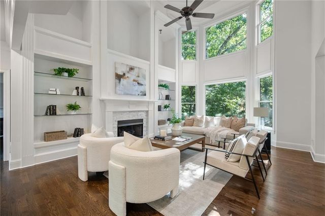 2045 River Falls Drive, Roswell, GA 30076