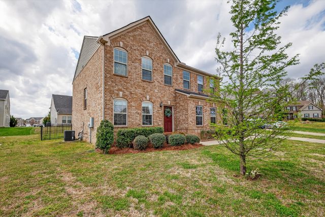 3847 Faithway Dr, Murfreesboro, TN 37128