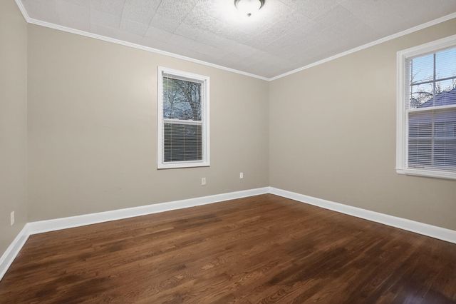 61 E FERNWOOD AVE, Memphis, TN 38109