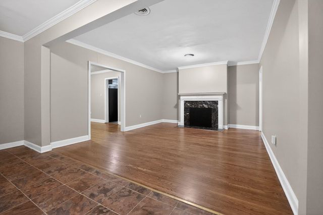 61 E FERNWOOD AVE, Memphis, TN 38109