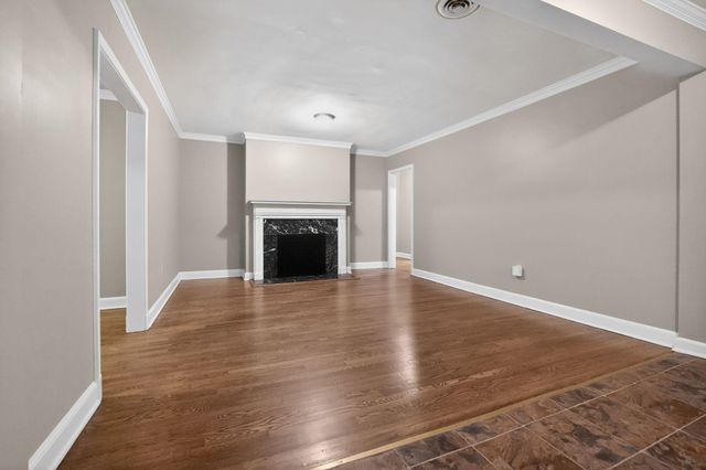 61 E FERNWOOD AVE, Memphis, TN 38109