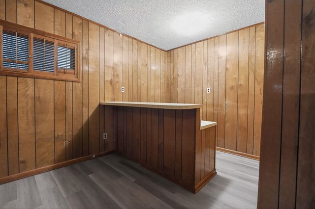 61 E FERNWOOD AVE, Memphis, TN 38109