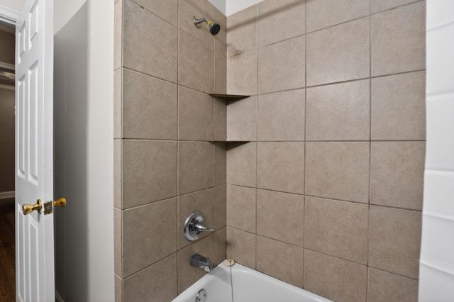 61 E FERNWOOD AVE, Memphis, TN 38109