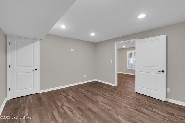 785 Watkins Glen Way, Taylorsville, KY 40071