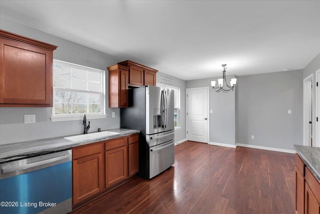 785 Watkins Glen Way, Taylorsville, KY 40071