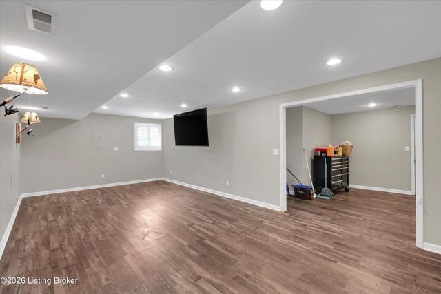 785 Watkins Glen Way, Taylorsville, KY 40071