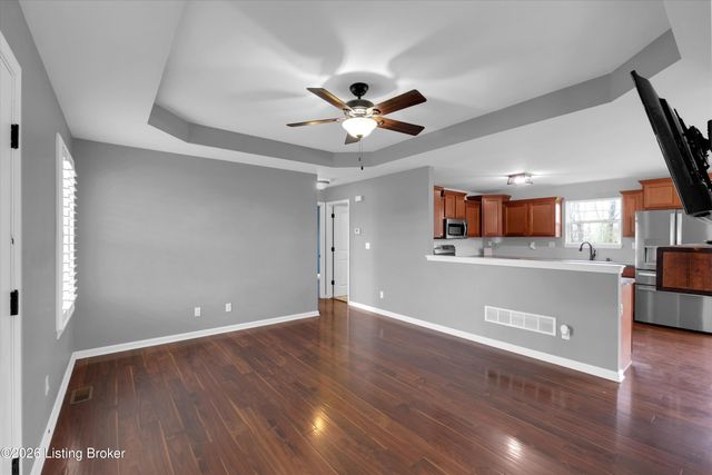 785 Watkins Glen Way, Taylorsville, KY 40071