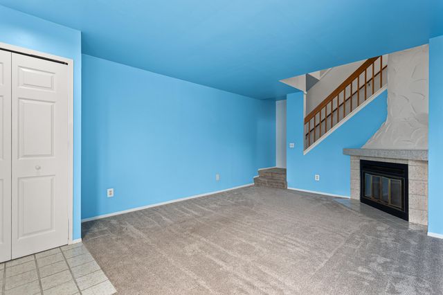 31008 Country Bluff, Farmington Hills, MI 48331