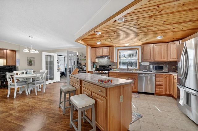 3567 MANATEE ROAD, Tavares, FL 32778