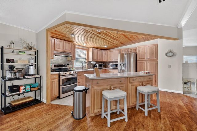 3567 MANATEE ROAD, Tavares, FL 32778