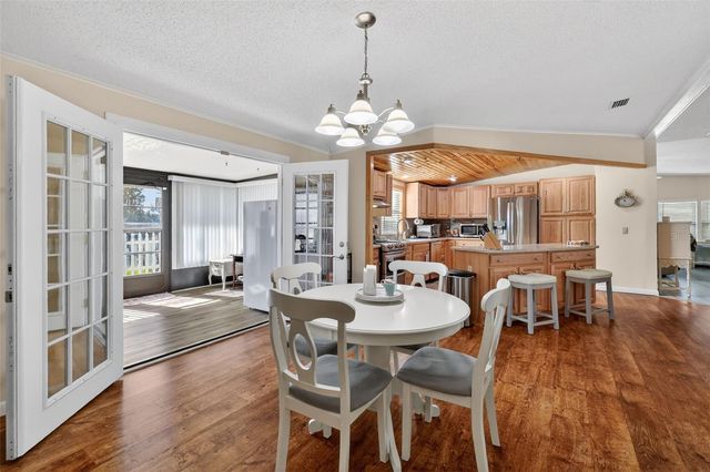 3567 MANATEE ROAD, Tavares, FL 32778