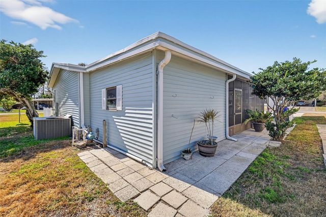 3567 MANATEE ROAD, Tavares, FL 32778