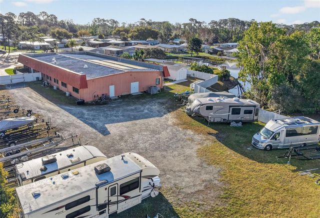 3567 MANATEE ROAD, Tavares, FL 32778