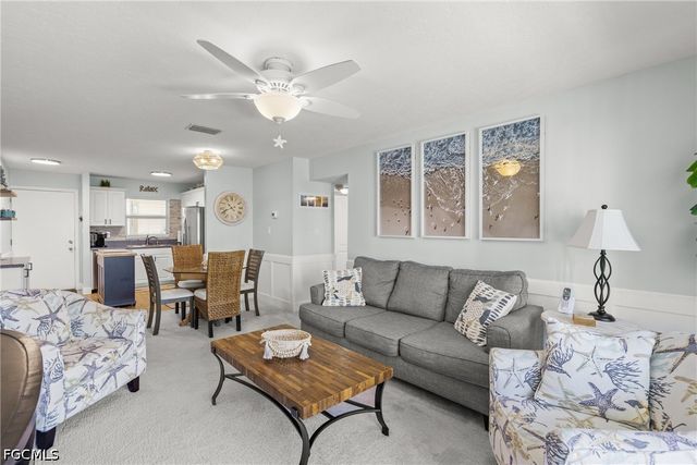 915 Beach RD 215, Sarasota, FL 34242