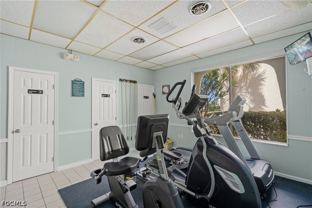 915 Beach RD 215, Sarasota, FL 34242