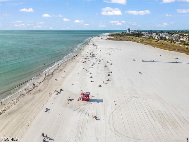 915 Beach RD 215, Sarasota, FL 34242