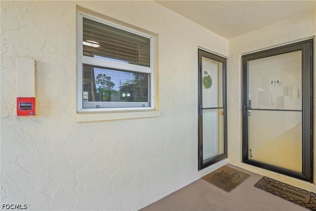 915 Beach RD 215, Sarasota, FL 34242