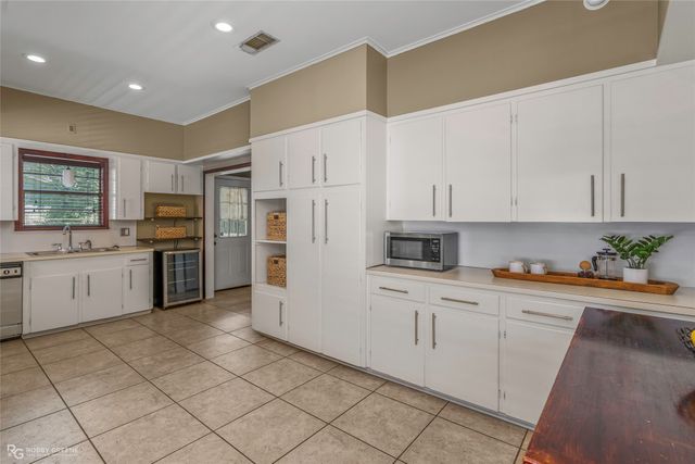830 Stephenson Street, Shreveport, LA 71104