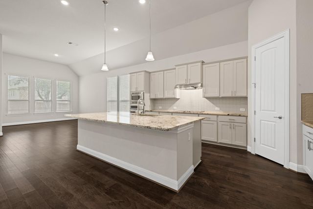 117 Barton Run DR, Georgetown, TX 78628