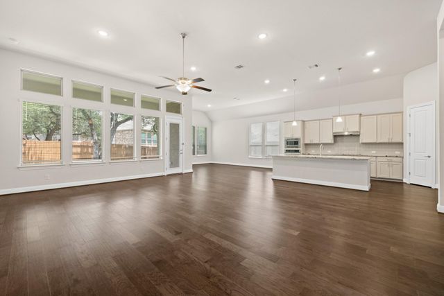 117 Barton Run DR, Georgetown, TX 78628