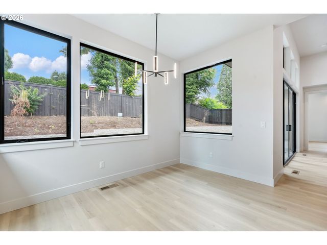 10718 Se 13TH Cir, Vancouver, WA 98664