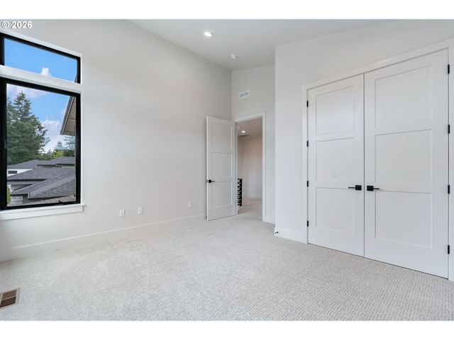 10718 Se 13TH Cir, Vancouver, WA 98664