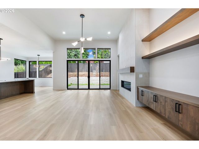 10718 Se 13TH Cir, Vancouver, WA 98664