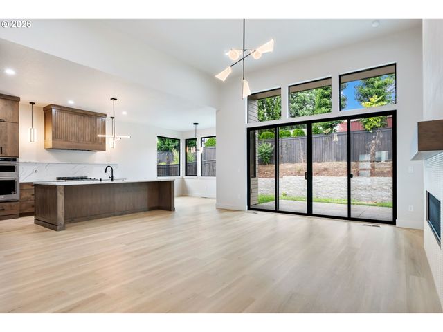 10718 Se 13TH Cir, Vancouver, WA 98664