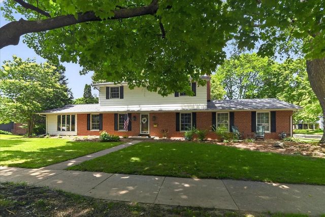 6602 Montclair Lane, Madison, WI 53711