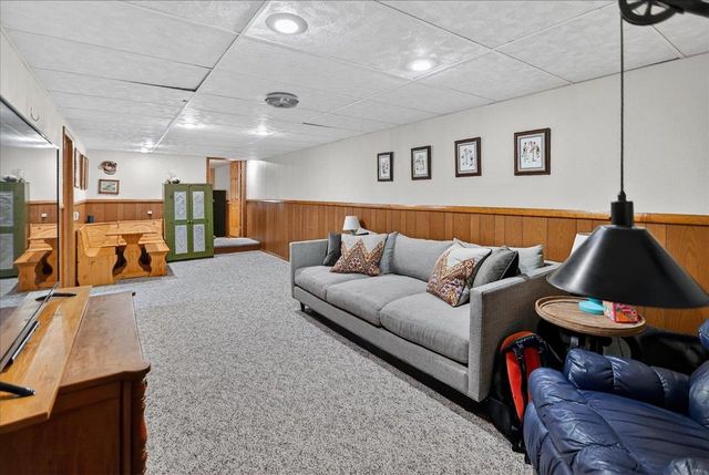 6602 Montclair Lane, Madison, WI 53711