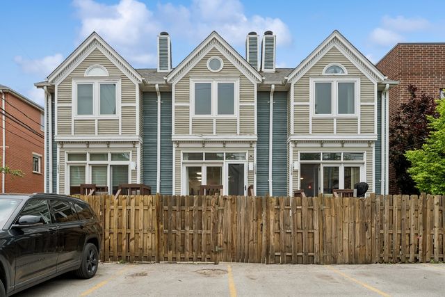 1443 W Wrightwood Avenue B, Chicago, IL 60614