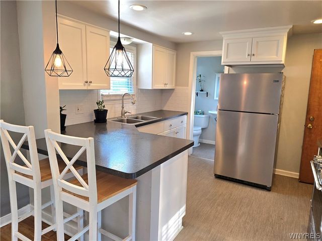 233 Rosedale Blvd, Amherst, NY 14226