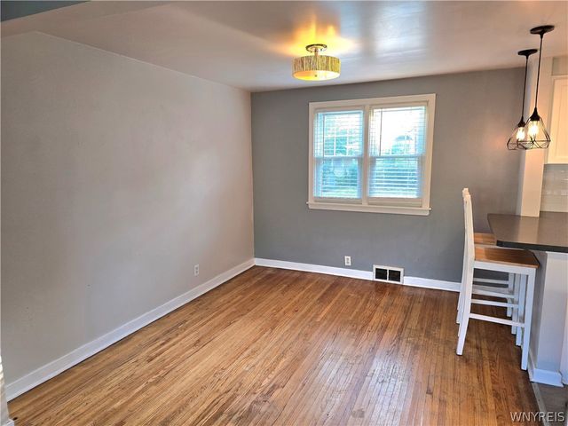 233 Rosedale Blvd, Amherst, NY 14226