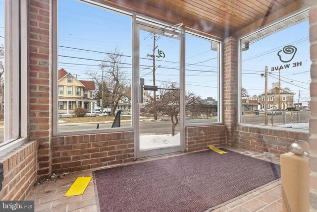 212 W MAIN ST, Elkton, MD 21921