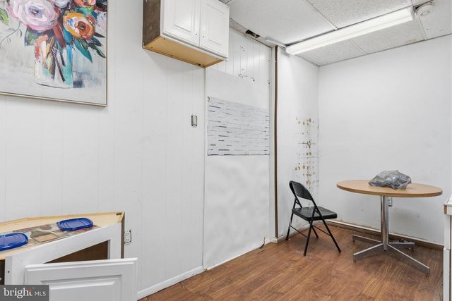 212 W MAIN ST, Elkton, MD 21921