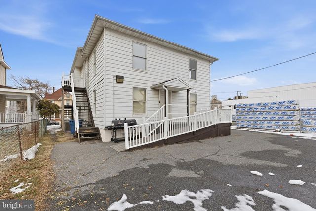 212 W MAIN ST, Elkton, MD 21921