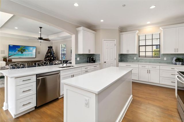 9979 SWEETLEAF STREET, Orlando, FL 32827