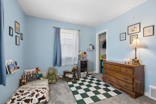 1215 W Jefferson Street, Joliet, IL 60435