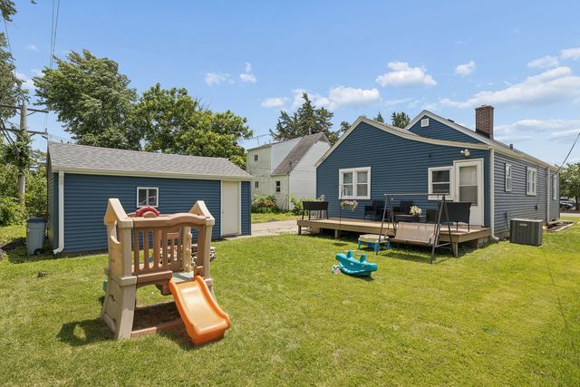 1215 W Jefferson Street, Joliet, IL 60435