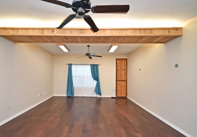 1489 County Road 1858, Yantis, TX 75497