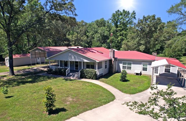 1489 County Road 1858, Yantis, TX 75497