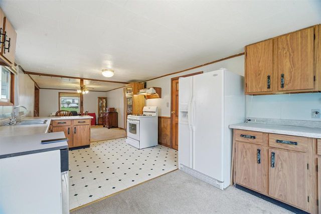 630 ELM STREET, Omro, WI 54963