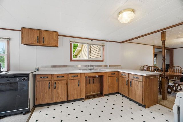 630 ELM STREET, Omro, WI 54963