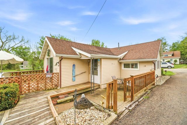 630 ELM STREET, Omro, WI 54963