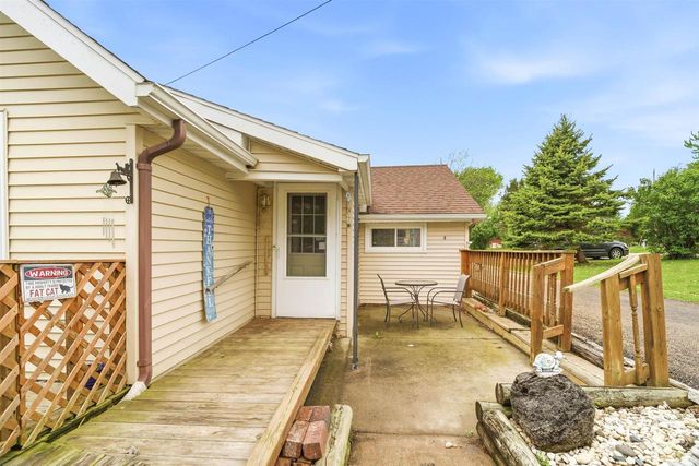 630 ELM STREET, Omro, WI 54963