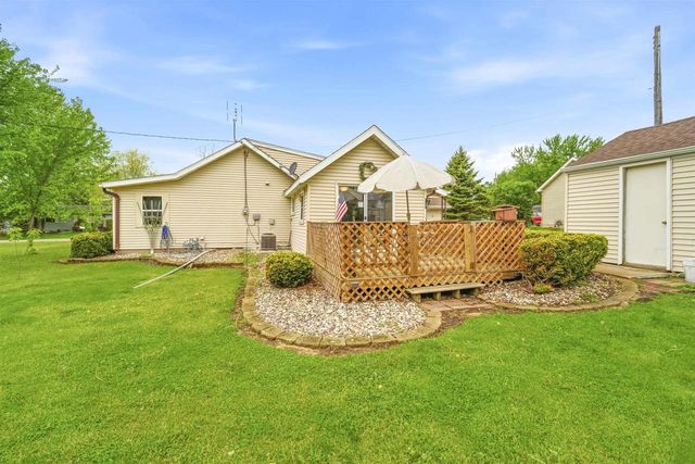 630 ELM STREET, Omro, WI 54963